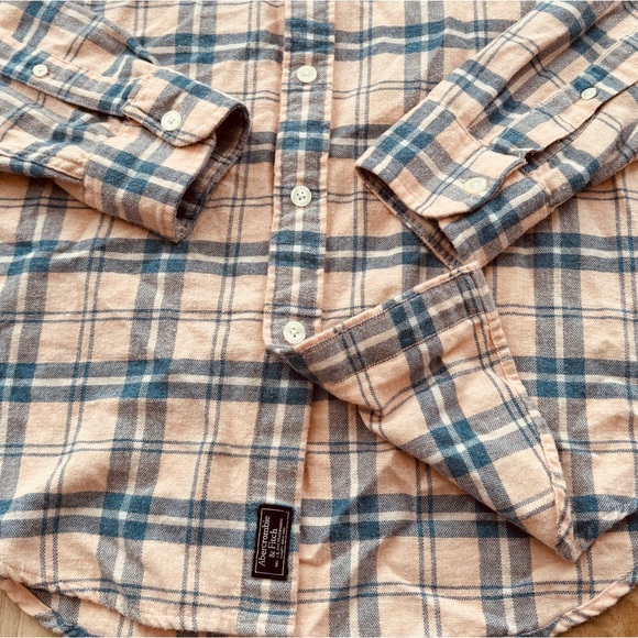 Abercrombie & Fitch Flannel Plaid Button Up Shirt Peach Blue White - Picture 7 of 8